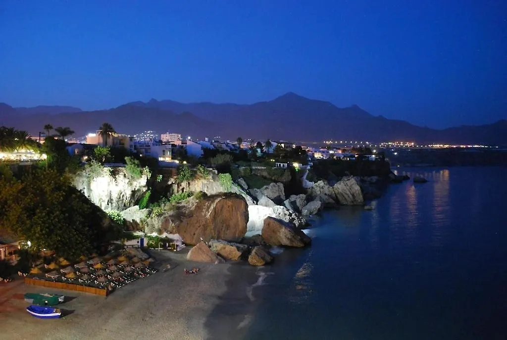 Edificio Verdemar - Stunning 1 Bed Apartment With Pool & Sea Views Nerja Spain