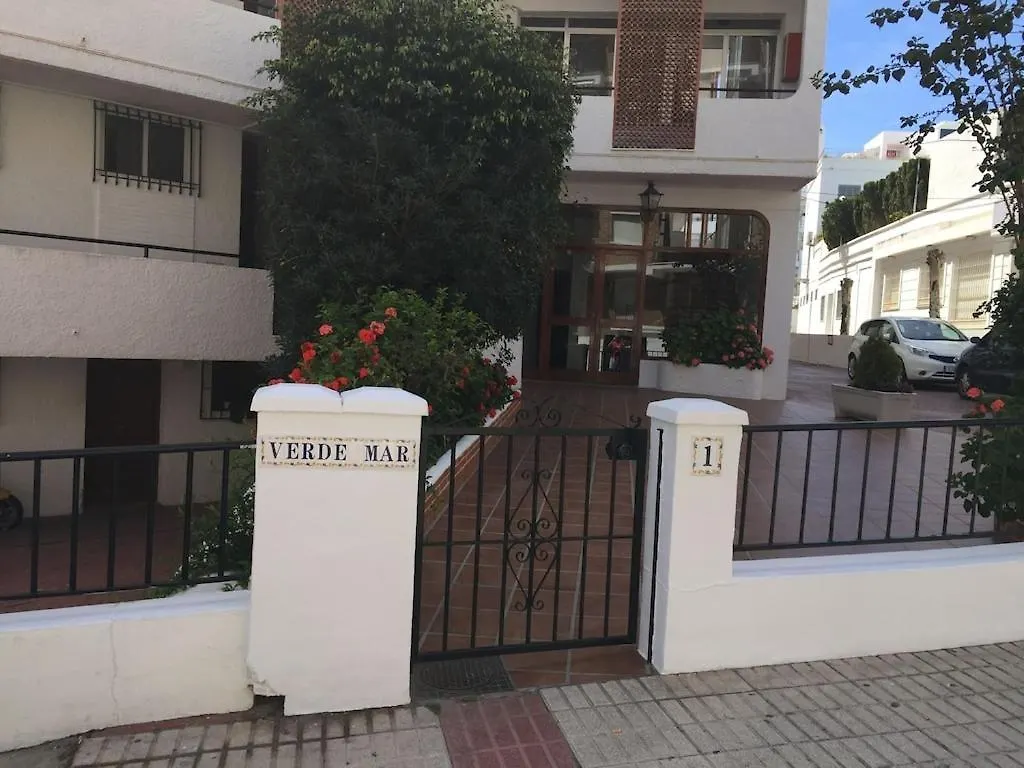 Edificio Verdemar - Stunning 1 Bed Apartment With Pool & Sea Views Nerja