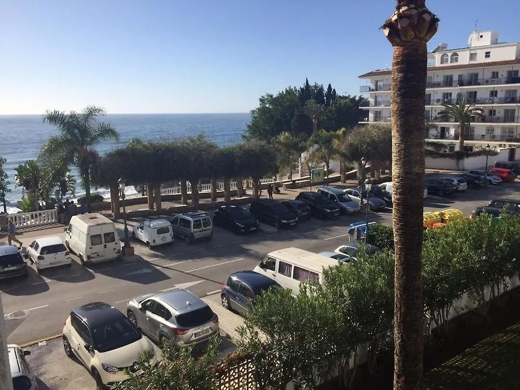 Edificio Verdemar - Stunning 1 Bed Apartment With Pool & Sea Views Nerja