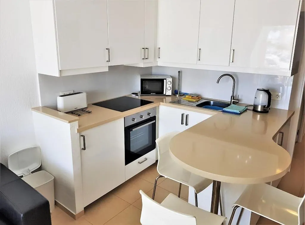 Edificio Verdemar - Stunning 1 Bed Apartment With Pool & Sea Views Nerja