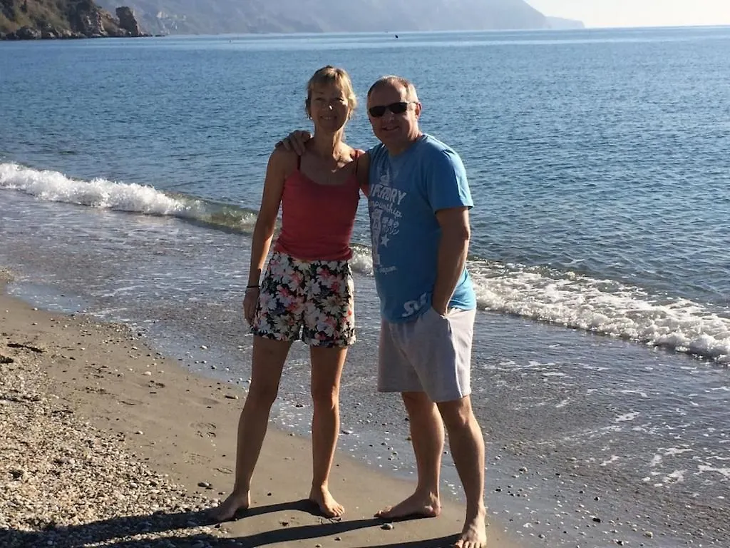 Edificio Verdemar - Stunning 1 Bed Apartment With Pool & Sea Views Nerja